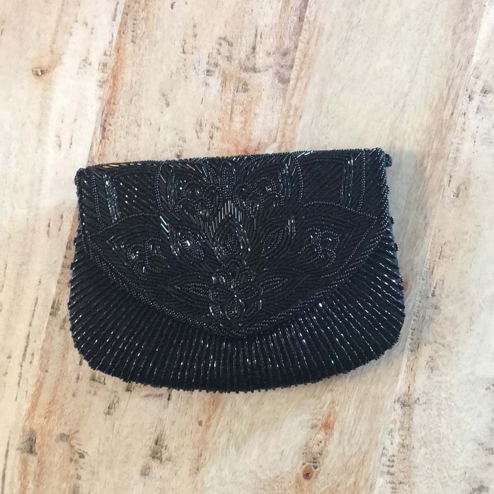 Vintage La Regal beaded clutch/purse. Black.